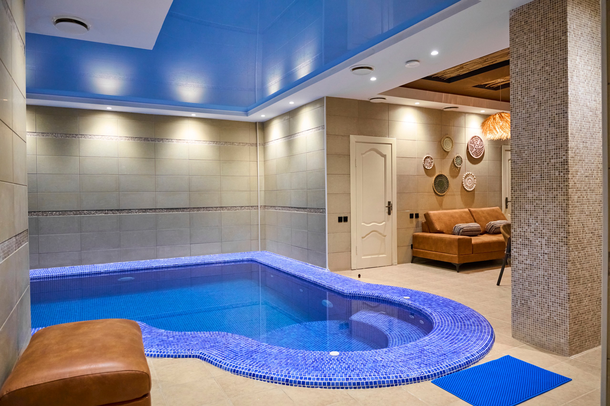 Charos SPA